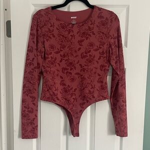 Francesca's Collections Rose Print Long Sleeve Bodysuit - Burgundy